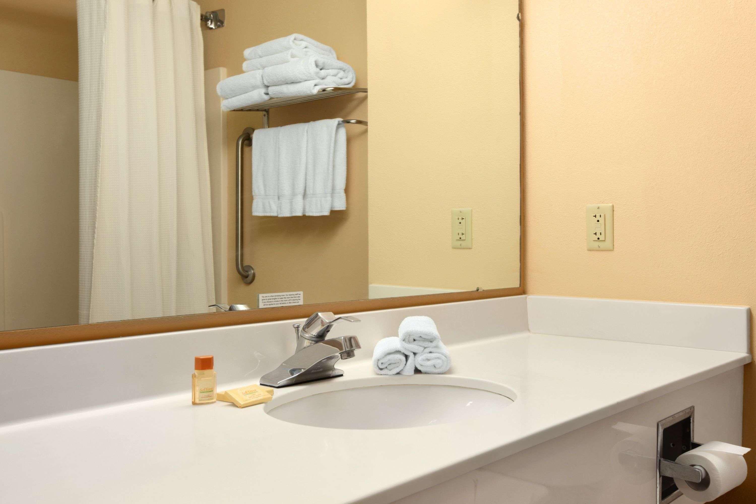 Days Inn By Wyndham Alta Vista Altavista Habitación foto